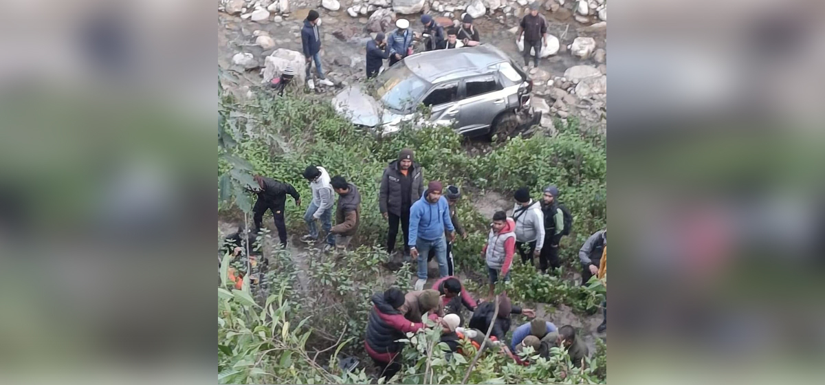 Five injured in car accident in Arghakhanchi