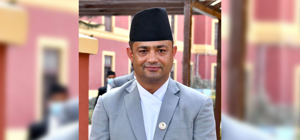 By breaking the wall of corruption, the country should be led toward good governance: Minister Giri