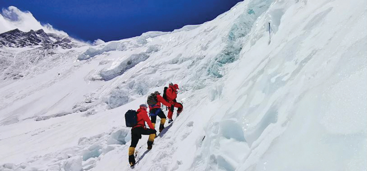 414 climbers receive permission for climbing Mount Everest this season