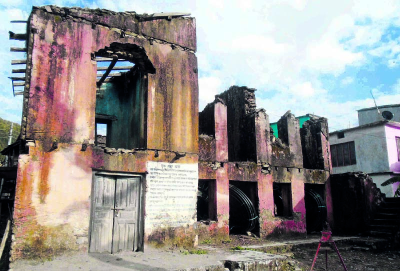 Stakeholders call for rebuilding Mangalsen Palace