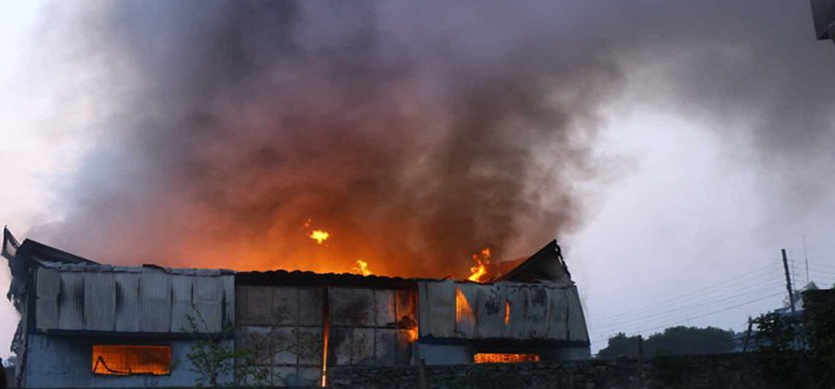 Fire breaks out in a tin shed in Bafal, five members of a family injured
