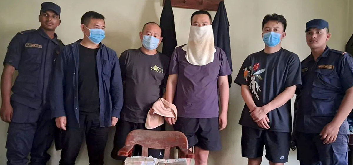 Four Chinese nationals arrested with Rs 6.9 million from undisclosed source