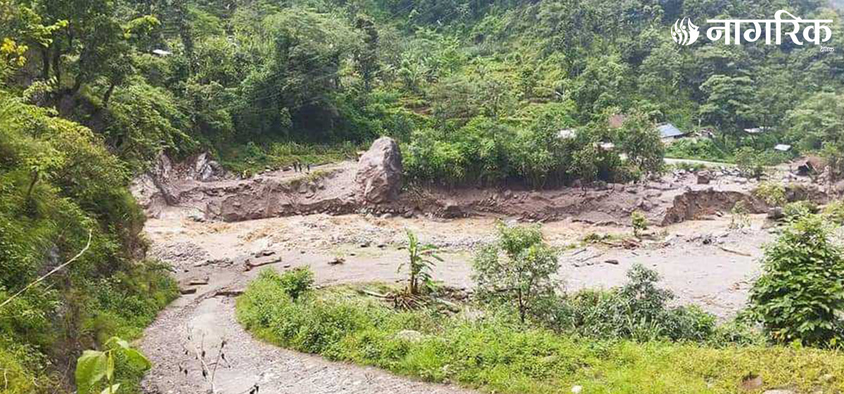 ​​Four members of a family killed in landslide