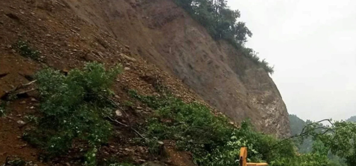 Devighat-Galchhi road obstructed