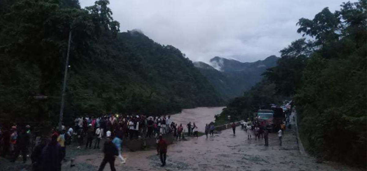 Two buses with dozens of passengers missing in Trishuli river