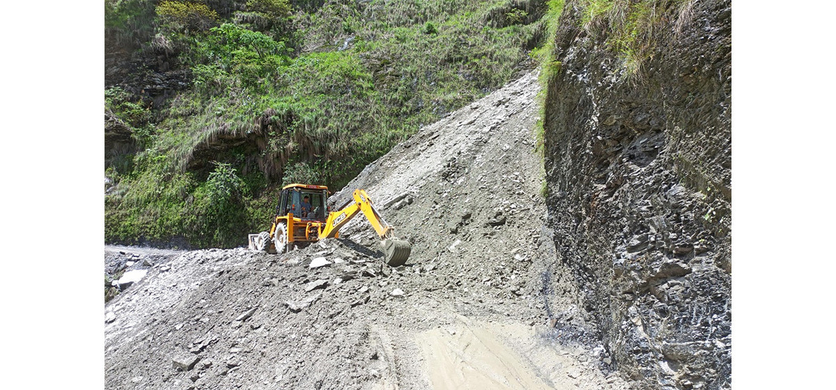 Obstructed Beni-Darbang road traffic resumes after 10 days