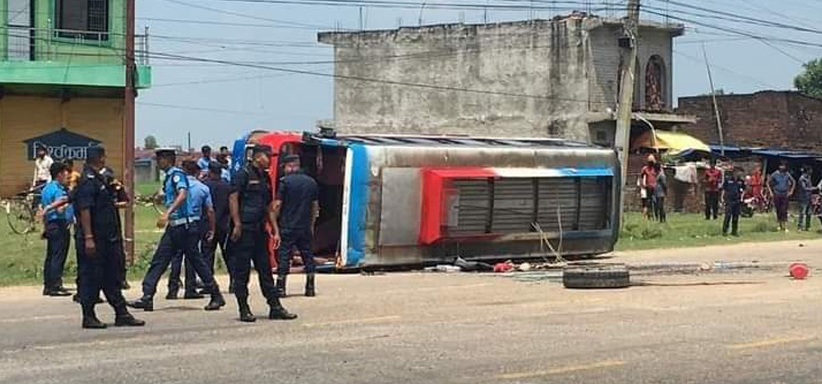 Dang bus accident: Driver claims losing control over the vehicle due to broken axle (Update)