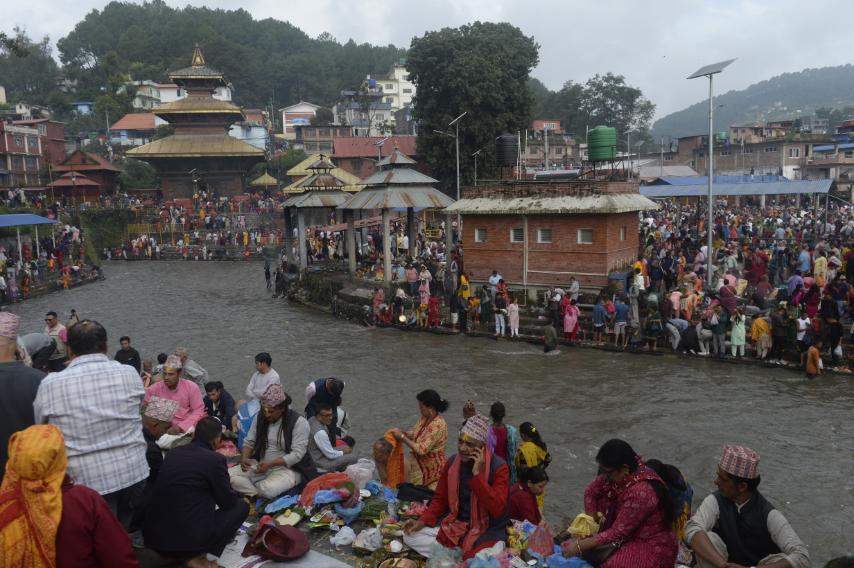 Kushe Aunshi, Father’s Day being observed today (In Pictures)