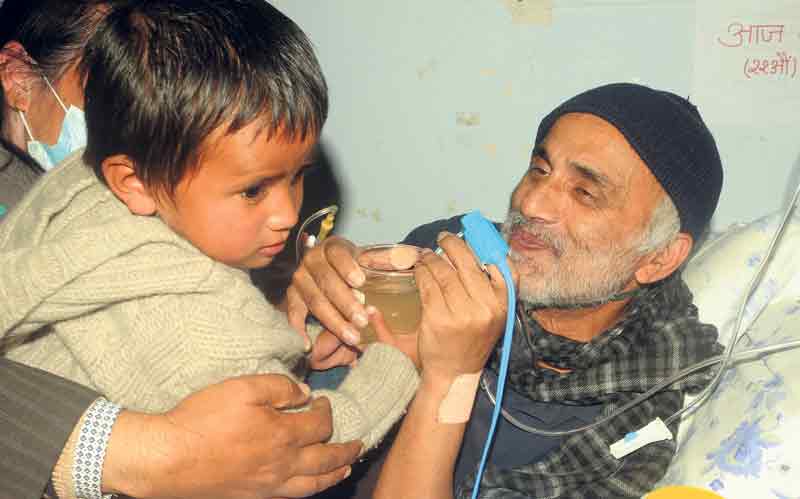 Dr KC ends fast-unto-death on 22nd day