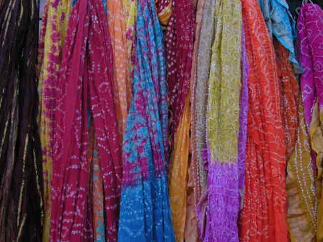 Stylize your look with a dupatta differently