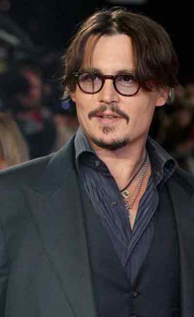 Johnny Depp finds singing, acting similar