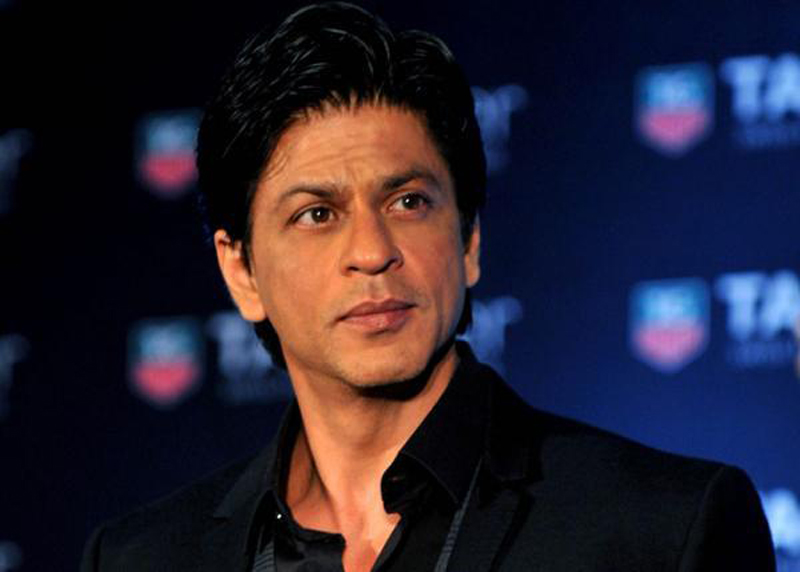 SRK lauds PM Modi to abolish Rs 500, Rs 1000 currency