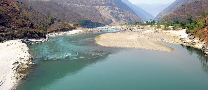 Locals urge govt to develop Tamor Hydropower Project