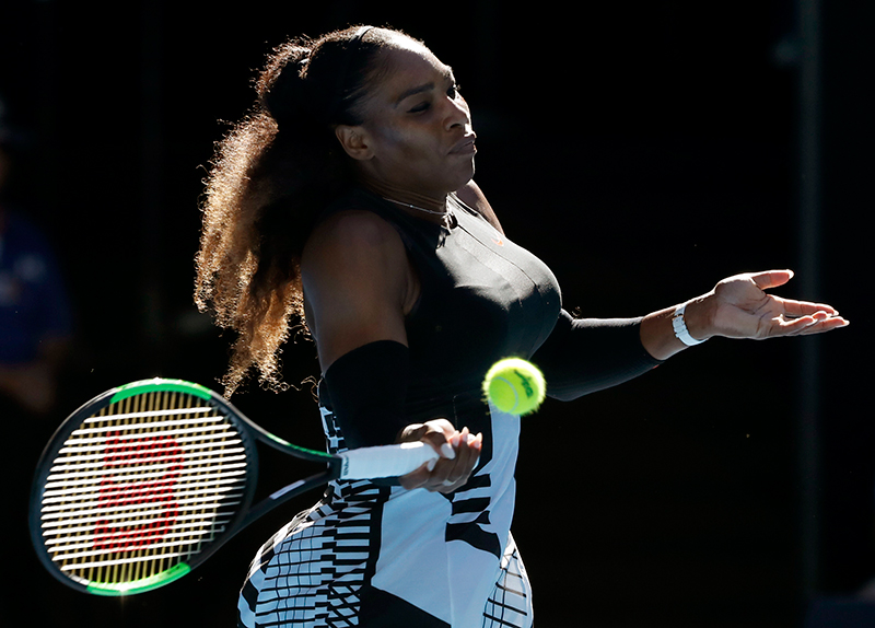 Serena Williams reaches 4th round without dropping a set