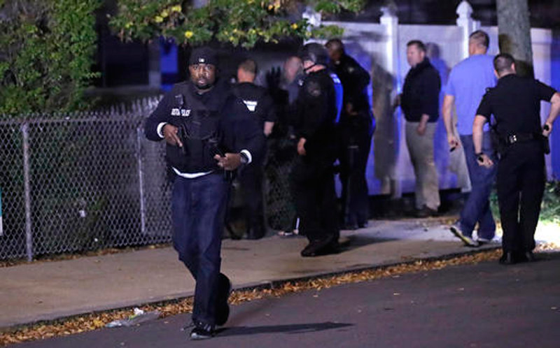 2 Boston police officers shot, wounded; suspect dead