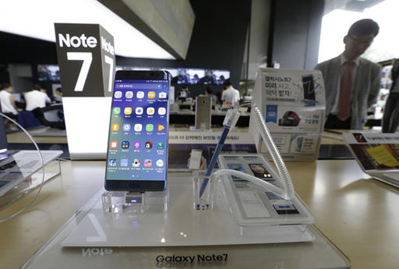 Samsung temporarily halts Galaxy Note 7 output