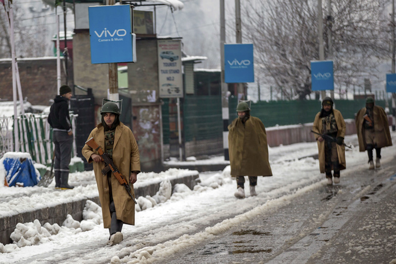 India military death toll rises to 14 in Kashmir avalanche