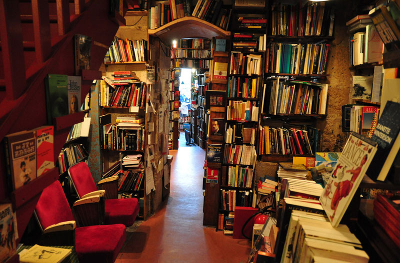 Beautiful bookstores around the world