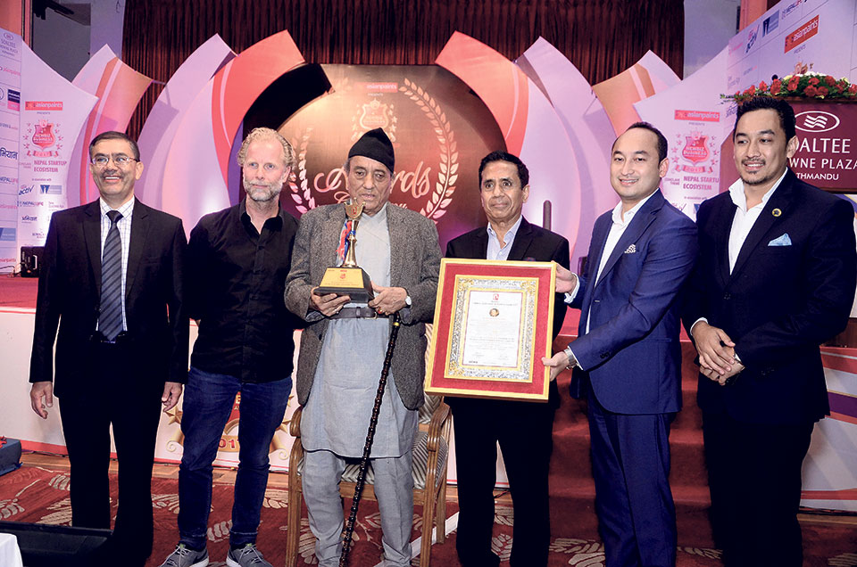 Chairman of Panchakanya Group receives Lifetime Achievement Award