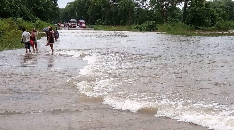Flood blocks East-West Highway in Rautahat