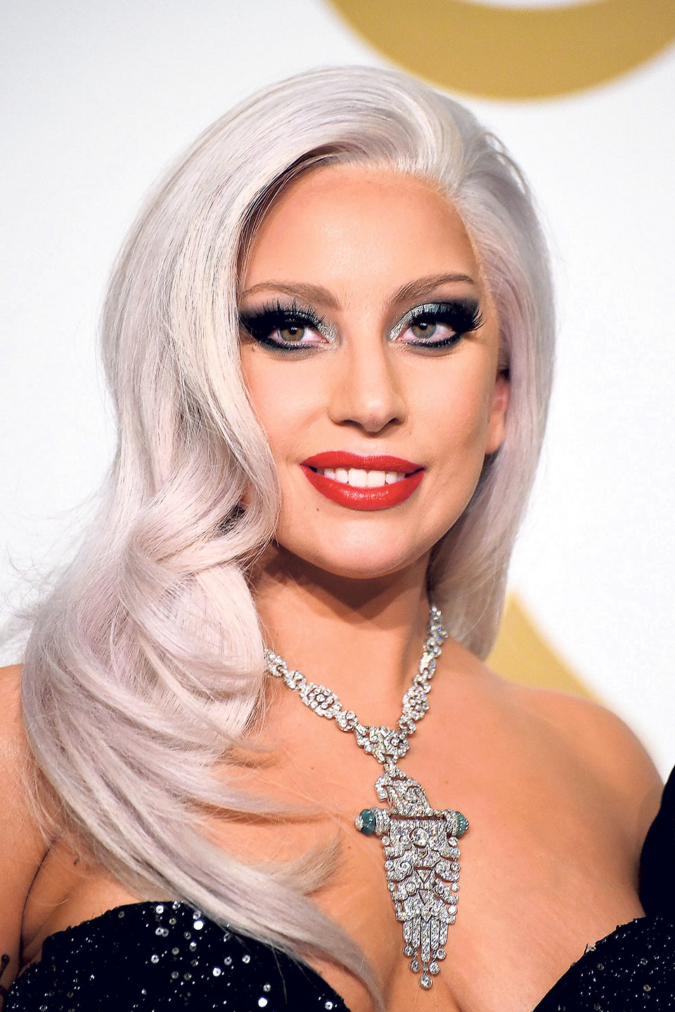 Gaga suffers from fibromyalgia