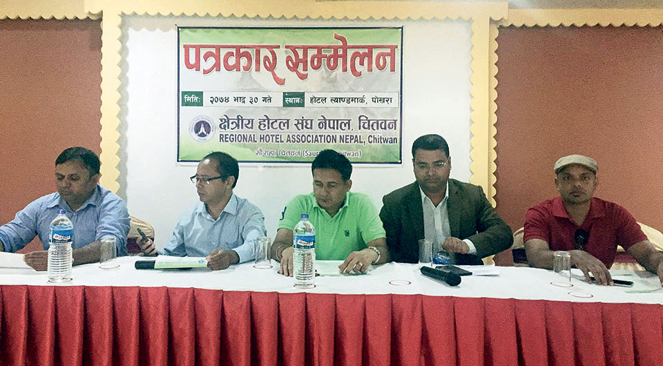 Sauraha entrepreneurs reach Pokhara to invite tourists