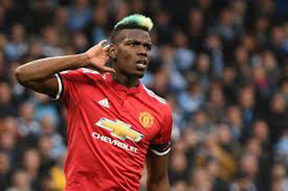 Pogba penalty sets United on way to win over Leicester