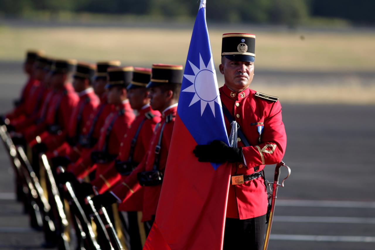 El Salvador breaks diplomatic ties with Taiwan to favor Beijing