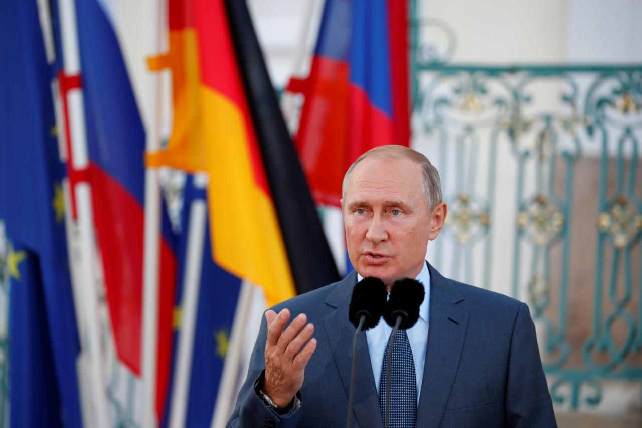 Britain presses for more EU sanctions against Russia