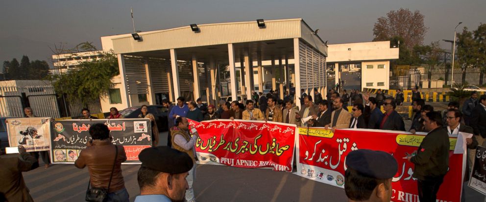 Pakistan's journalists complain of increasing censorship
