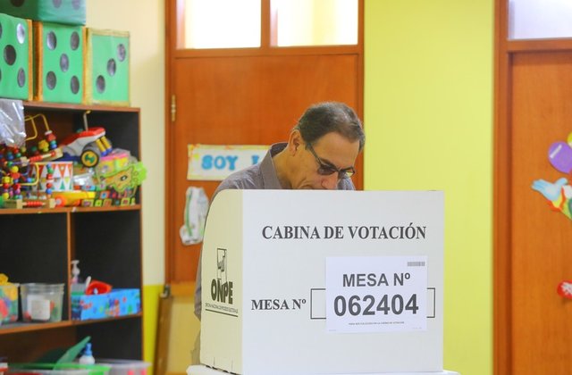 Peruvians back anti-corruption reforms in referendum: exit poll