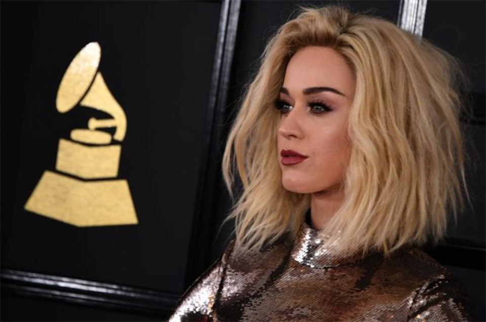 Katy Perry lawsuit: Nun involved in property row 'dies in court'