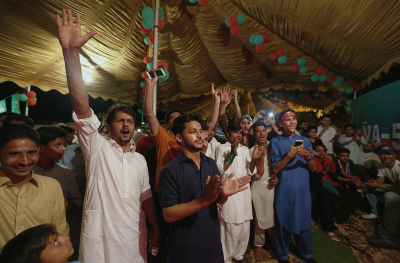 Pakistan cricket star Imran Khan leads amid slow vote count