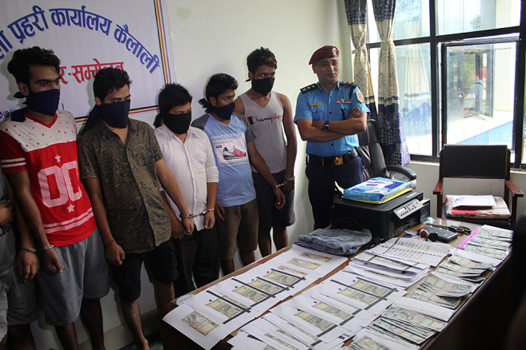 Four face case for smuggling counterfeit money