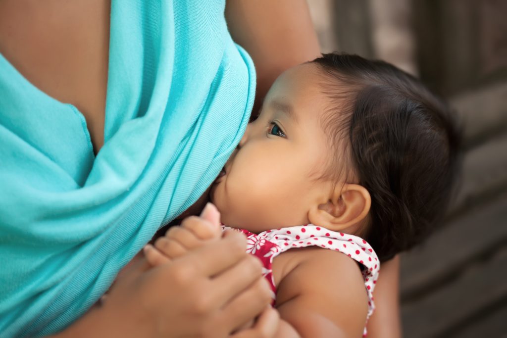 3 in 5 babies are not breastfed in the first hour of life