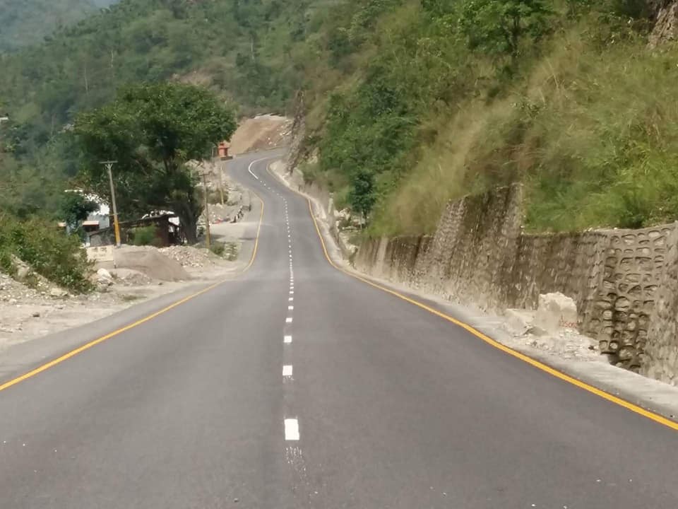 Blacktopping of Narayangadh-Mugling road completes, opens for 24 hours