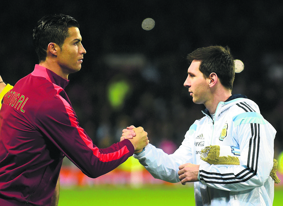 Dads Ronaldo and Messi still seek World Cup title