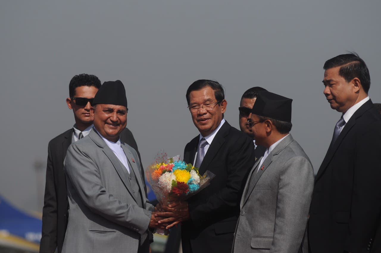 Prime Minister Oli holds one-on-one meeting with Cambodian counterpart
