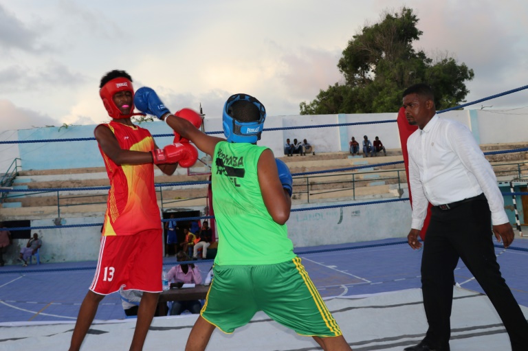 Somalia holds first boxing competition since civil war