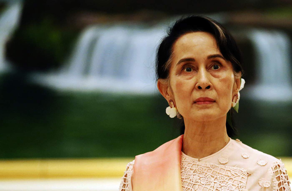 Aung San Suu Kyi stripped of Amnesty's highest honor over 'shameful betrayal'