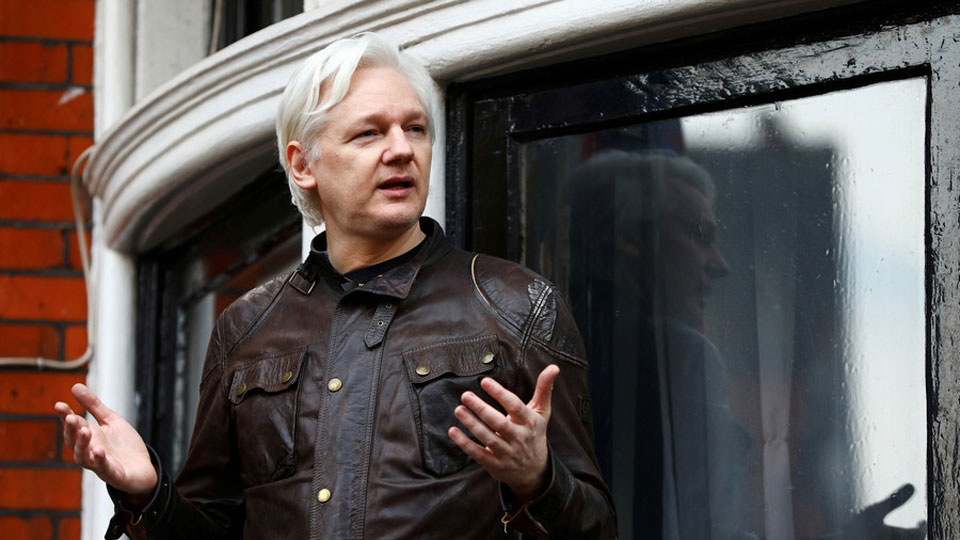 Ecuador won't help Assange leave UK embassy safely – foreign minister