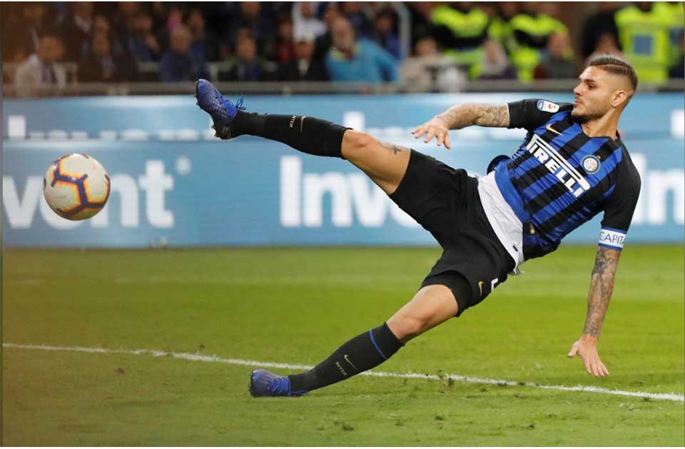 Icardi snatches stoppage-time winner for Inter in derby