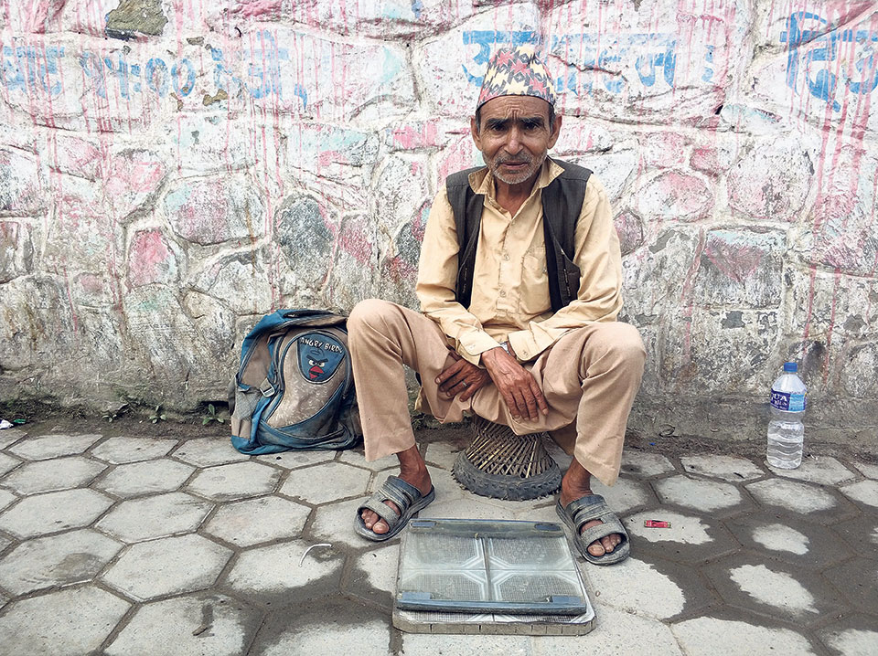 Souls of my city:  Roadside weighing scale attendant and more
