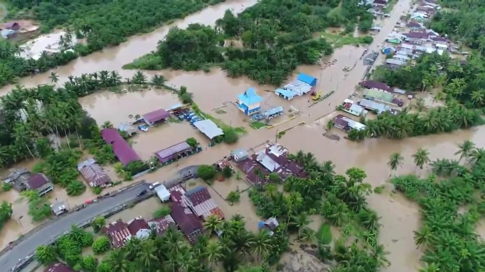 Indonesia floods, landslides kill at least 29
