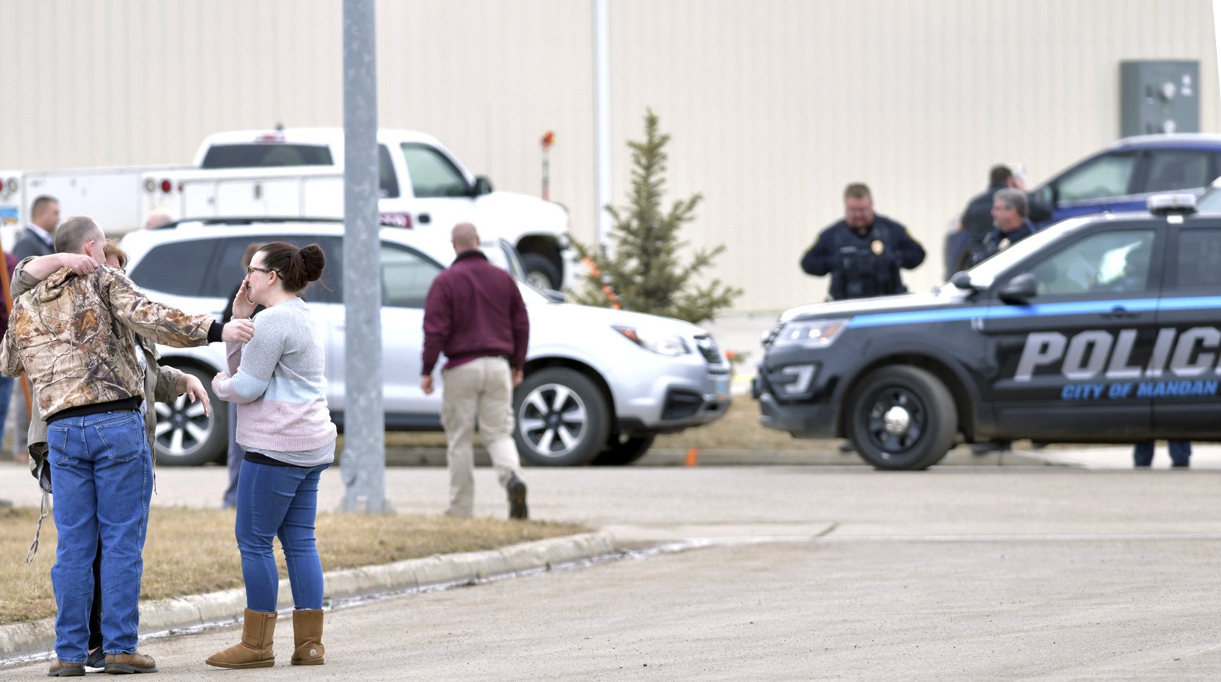 4 dead in ‘multiple homicide’ at North Dakota business