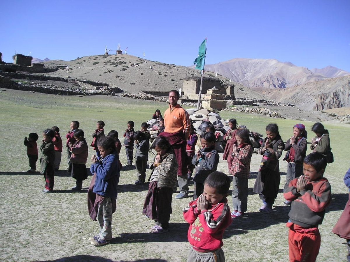 Dolpa school children without textbooks