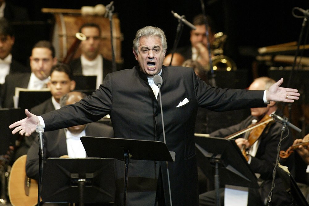 Domingo to return to the stage amid harassment allegations
