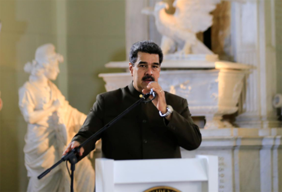 Trump freezes all Venezuelan government assets in bid to pressure Maduro