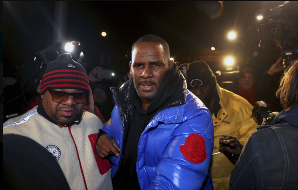 R. Kelly bond on sexual assault charges set at $1 million, due back in court Monday