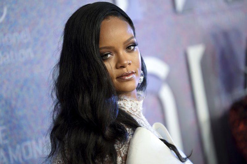 Man pleads no contest to stalking Rihanna at Hollywood home